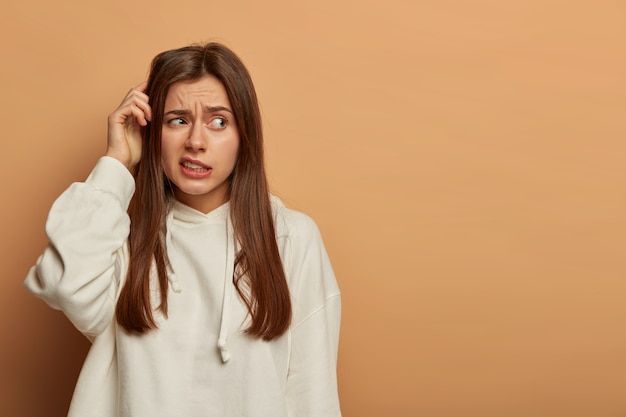 301225074107الزوج العصبي.jpg